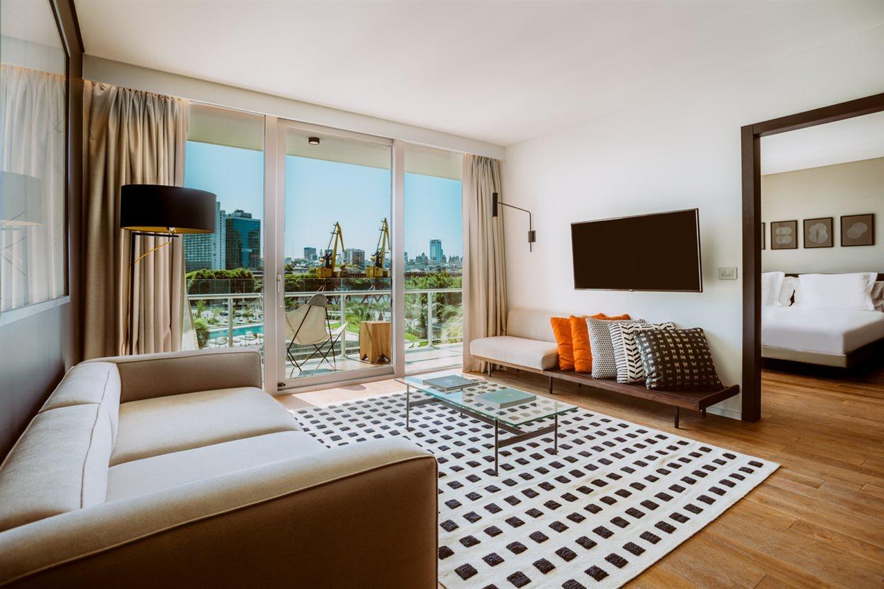 Sls Buenos Aires Puerto Madero Hotel Kültér fotó A suite at the hotel