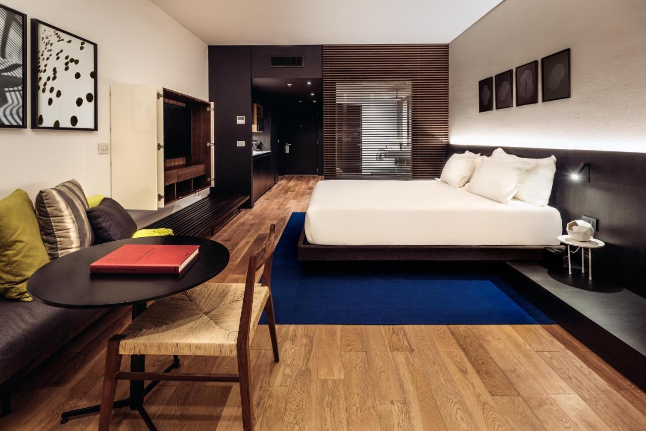 Sls Buenos Aires Puerto Madero Hotel Kültér fotó A room at the hotel