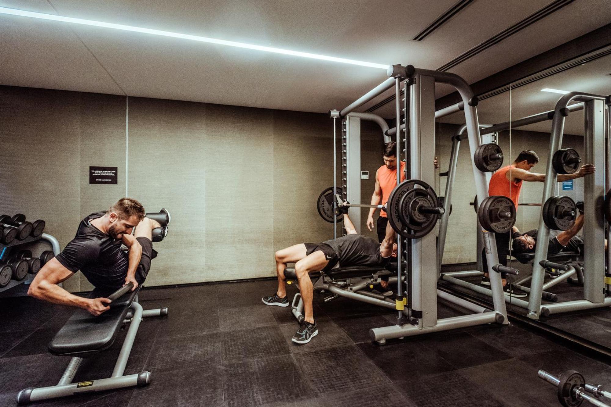 Sls Buenos Aires Puerto Madero Hotel Kültér fotó The gym at the hotel